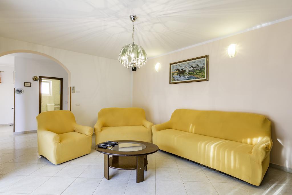 Apartmani Radmila Nova Vas  Bagian luar foto