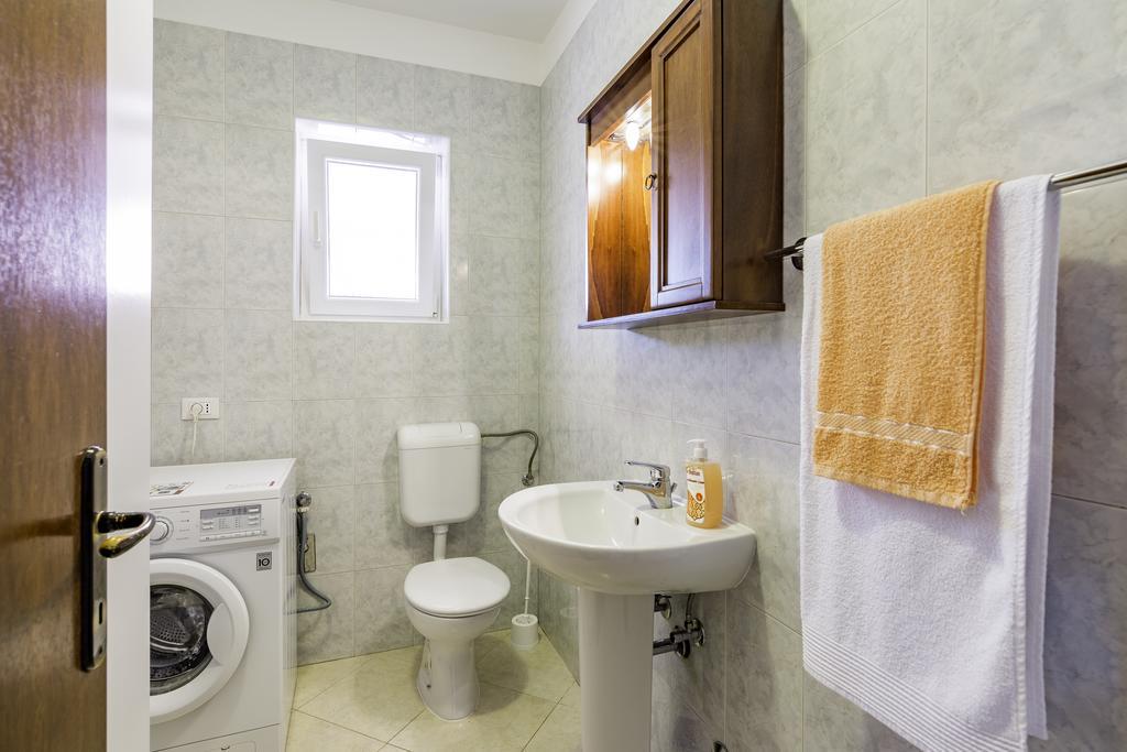 Apartmani Radmila Nova Vas  Bagian luar foto